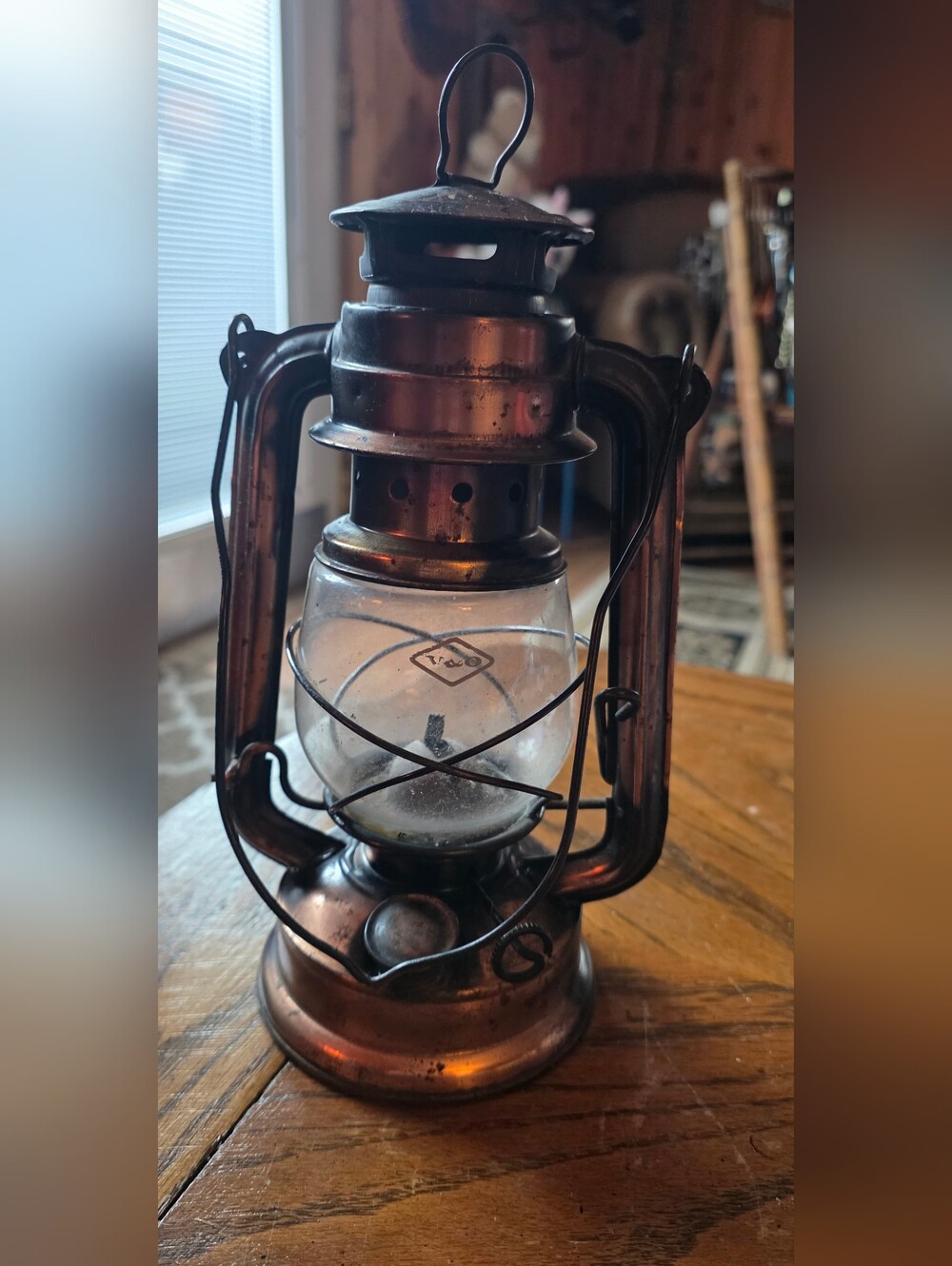 Y&O No. 76 Rustic Hurricane Oil Lantern Glass Globe Farmhouse Decor